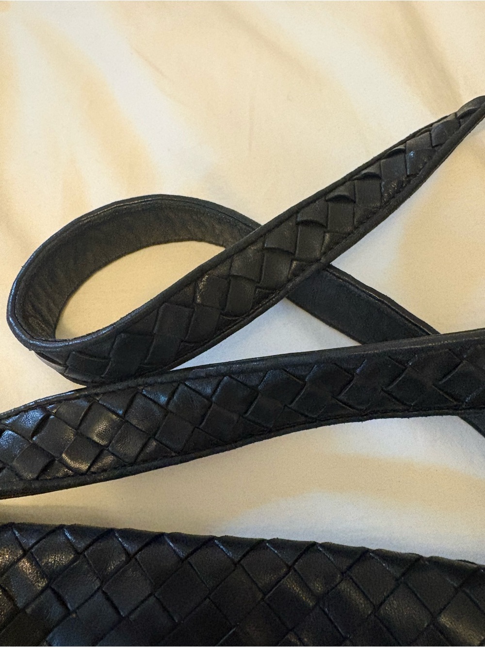 Bottega Veneta vintage Woven Leather Crossbody Bag in Black - Picture 6 of 7